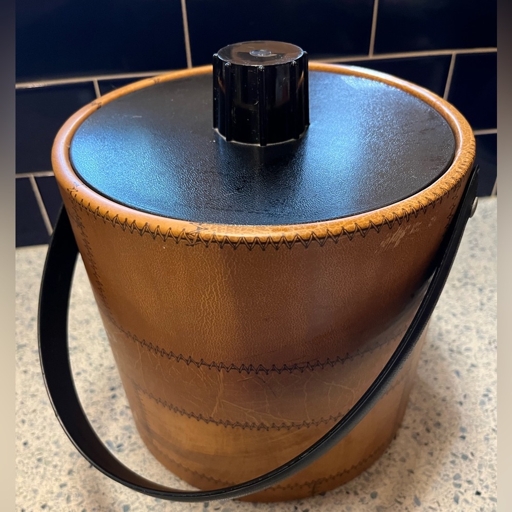 Vintage Irvin Ware Ice Bucket